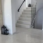 Celine Villa Alikí
