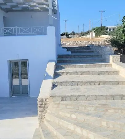 Celine Villa Alikí