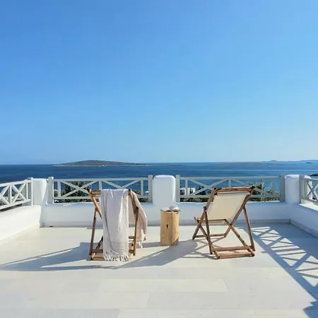 Celine Villa Alikí